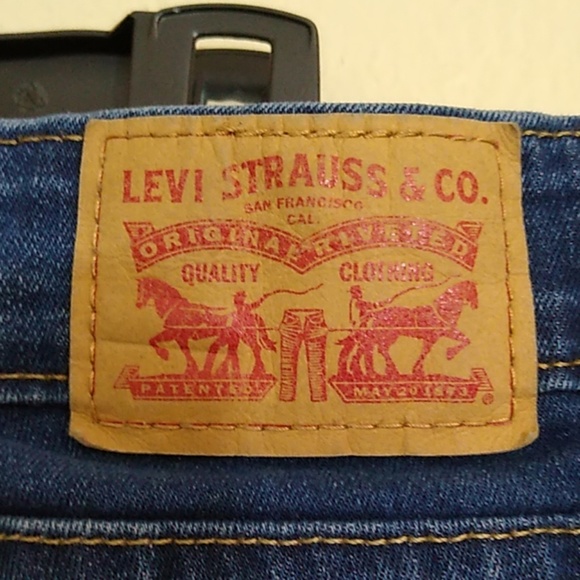 Levi Jeans - Picture 5 of 6